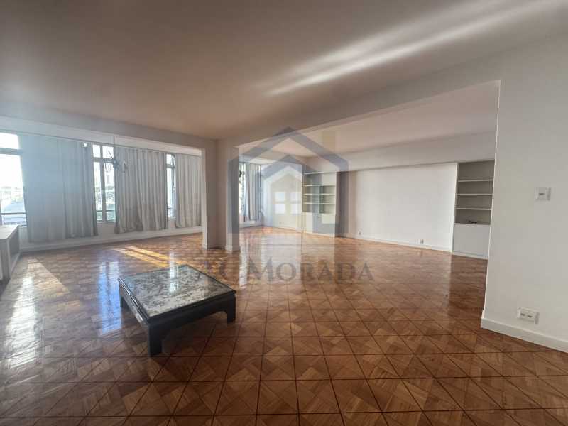 Apartamento para alugar com 3 quartos, 285m² - Foto 6