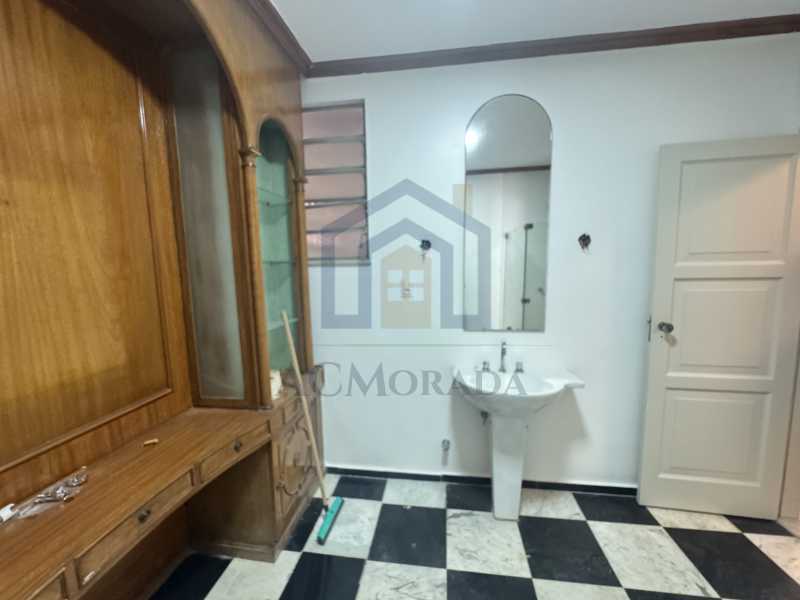 Apartamento para alugar com 3 quartos, 285m² - Foto 23