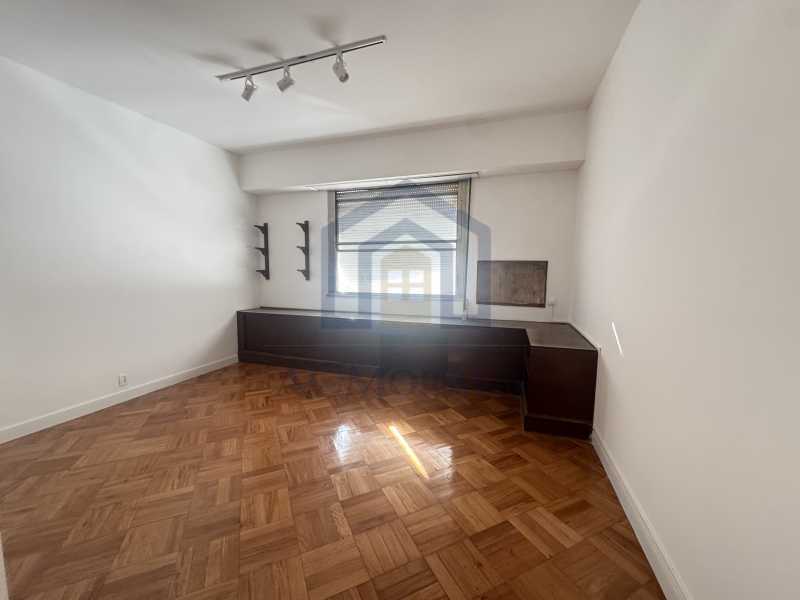 Apartamento para alugar com 3 quartos, 285m² - Foto 17