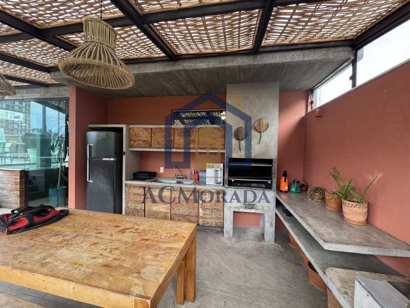 Cobertura à venda com 4 quartos, 331m² - Foto 9