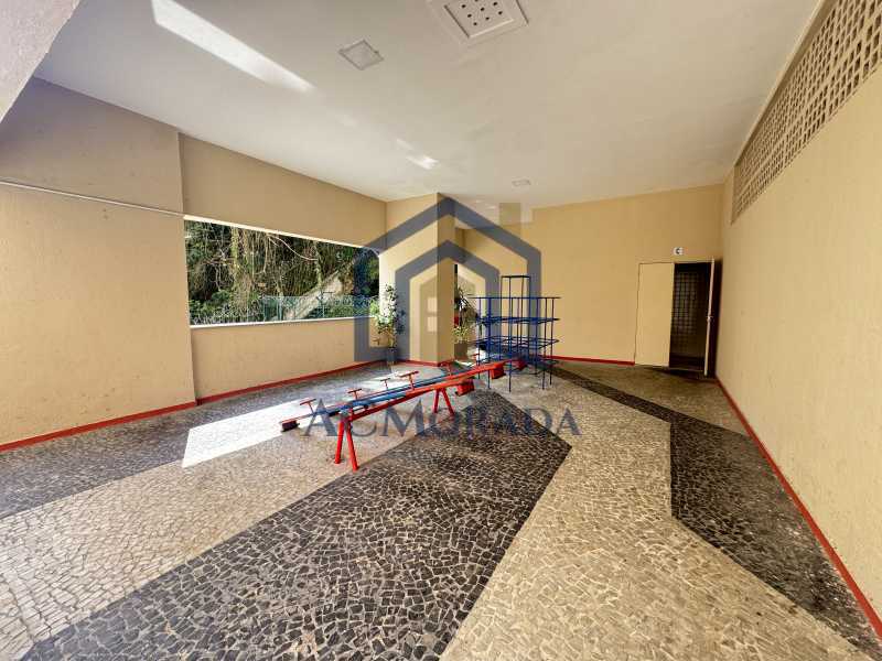 Apartamento à venda com 2 quartos, 79m² - Foto 26