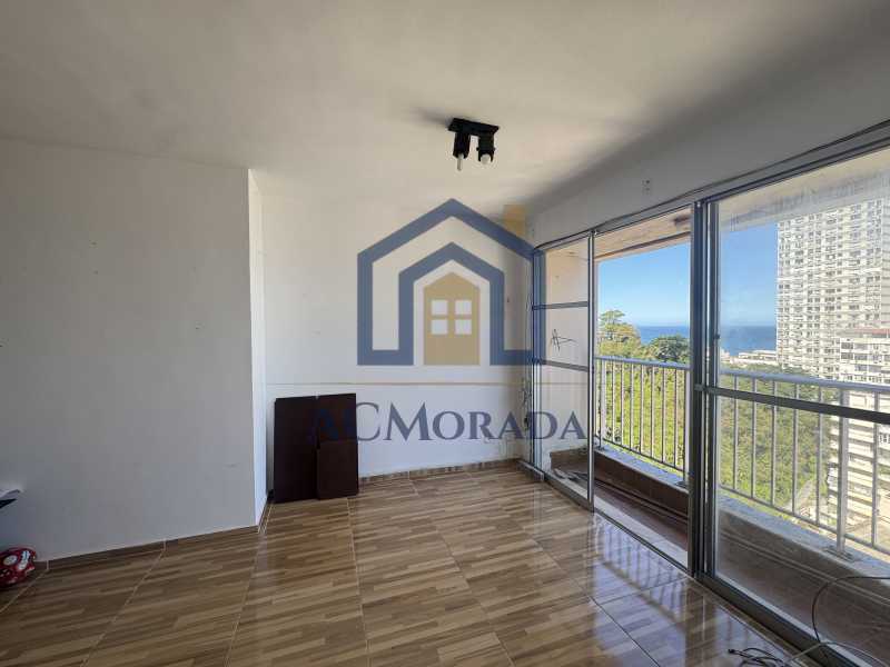 Apartamento à venda com 2 quartos, 79m² - Foto 5