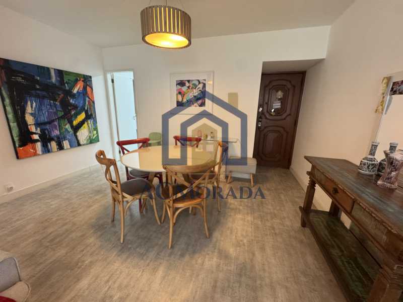 Apartamento à venda com 2 quartos, 87m² - Foto 3