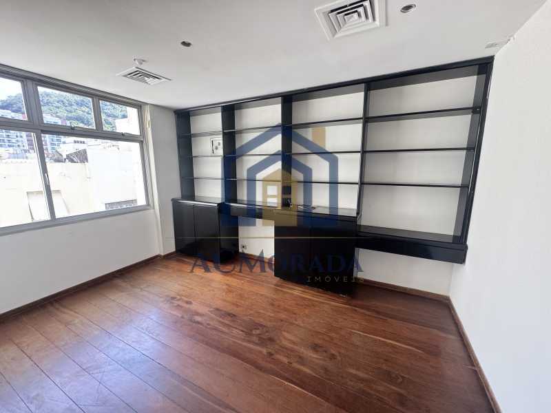 Apartamento à venda e aluguel com 4 quartos, 256m² - Foto 23