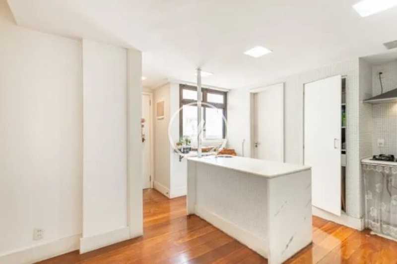 Cobertura, 3 quartos, 241 m² - Foto 13