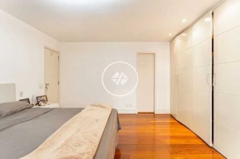 Cobertura, 3 quartos, 241 m² - Foto 16