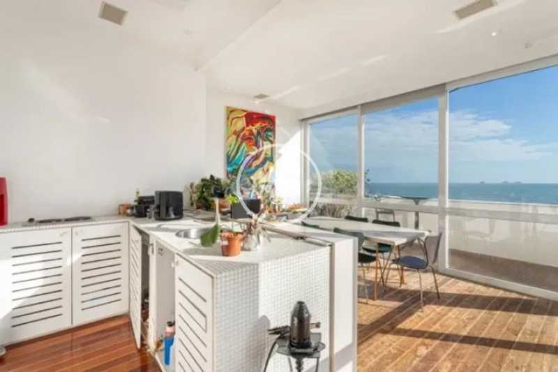 Cobertura, 3 quartos, 241 m² - Foto 17