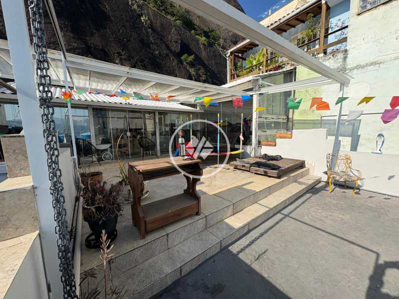 Cobertura, 3 quartos, 215 m² - Foto 17