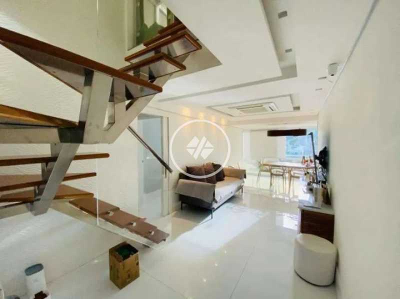 Cobertura, 3 quartos, 151 m² - Foto 4