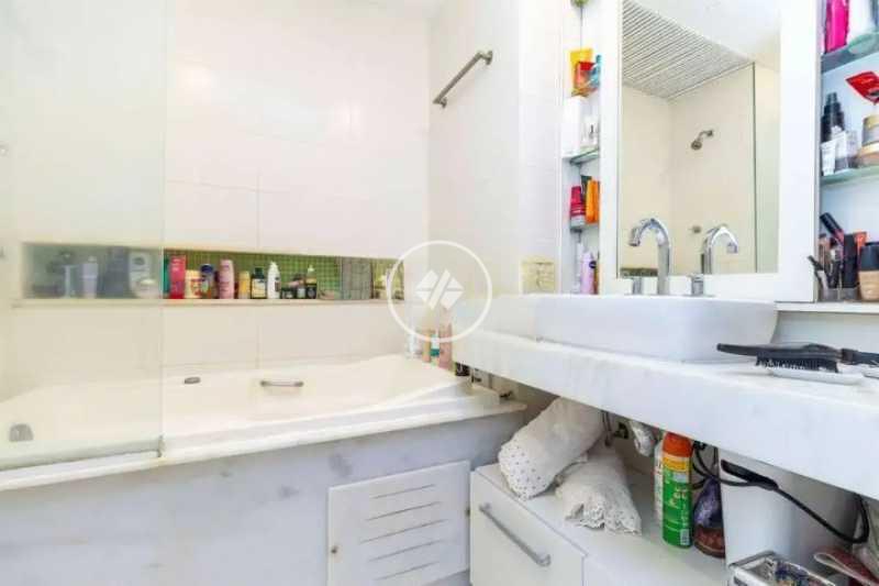 Cobertura, 3 quartos, 270 m² - Foto 4