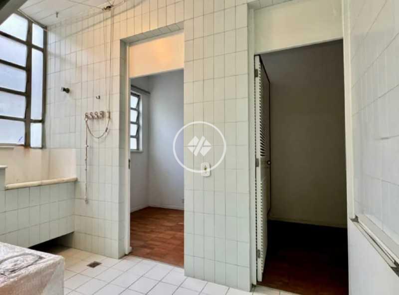 Cobertura, 3 quartos, 330 m² - Foto 4