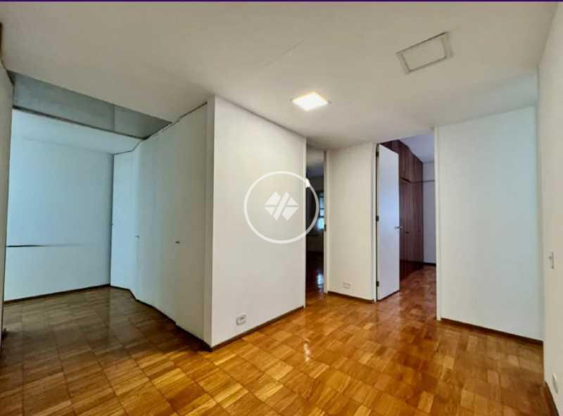 Cobertura, 3 quartos, 330 m² - Foto 7