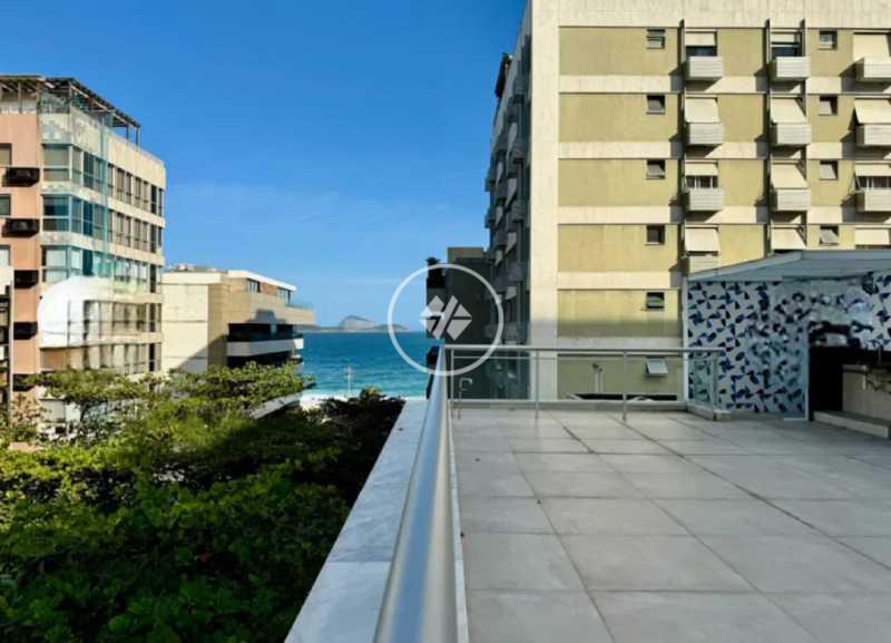 Cobertura, 3 quartos, 330 m² - Foto 1