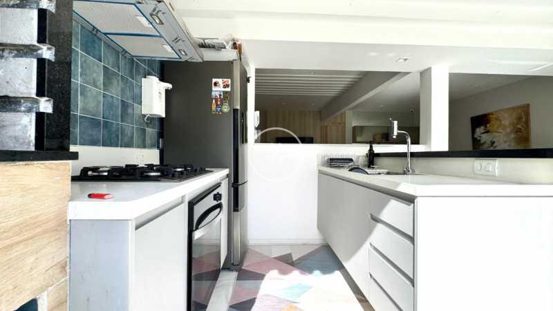 Cobertura, 3 quartos, 169 m² - Foto 2