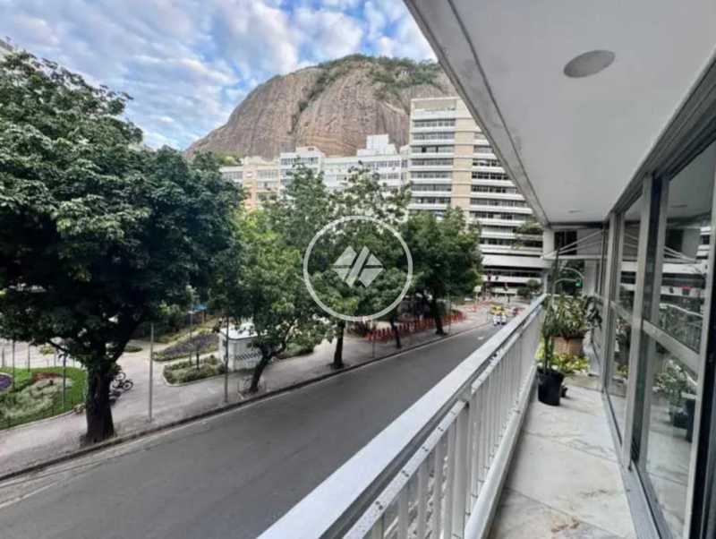 Apartamento, 3 quartos, 176 m² - Foto 11