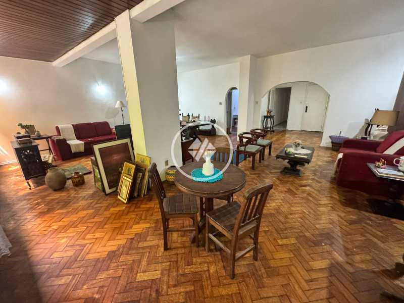 Apartamento, 4 quartos, 202 m² - Foto 1