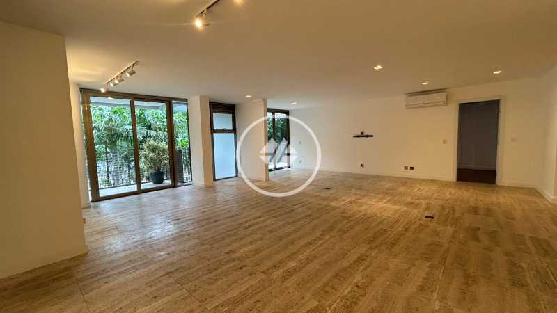 Apartamento, 3 quartos, 182 m² - Foto 1