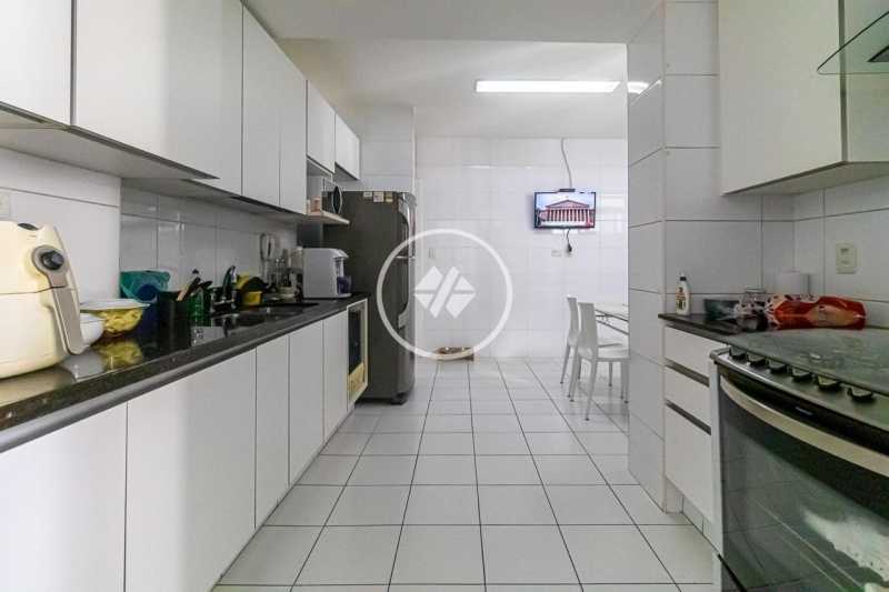 Cobertura, 3 quartos, 156 m² - Foto 10