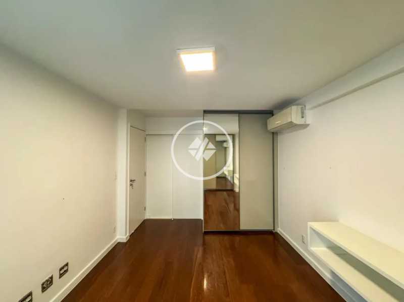 Apartamento, 3 quartos, 200 m² - Foto 11