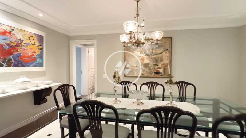 Apartamento, 3 quartos, 251 m² - Foto 4
