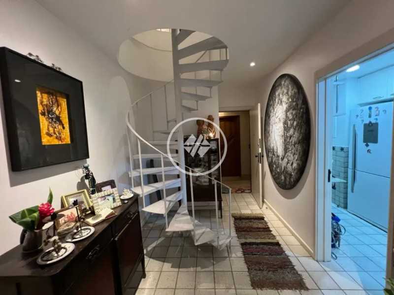 Cobertura, 3 quartos, 209 m² - Foto 15