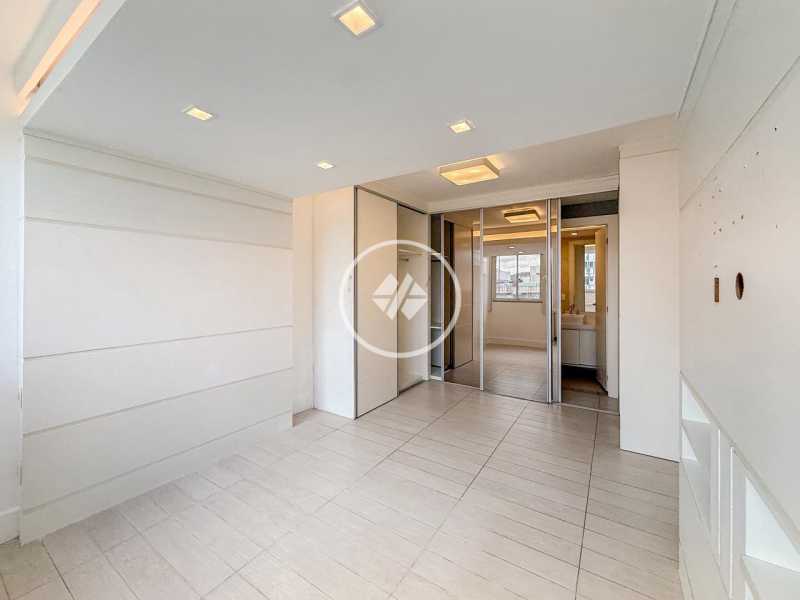 Cobertura, 3 quartos, 168 m² - Foto 3