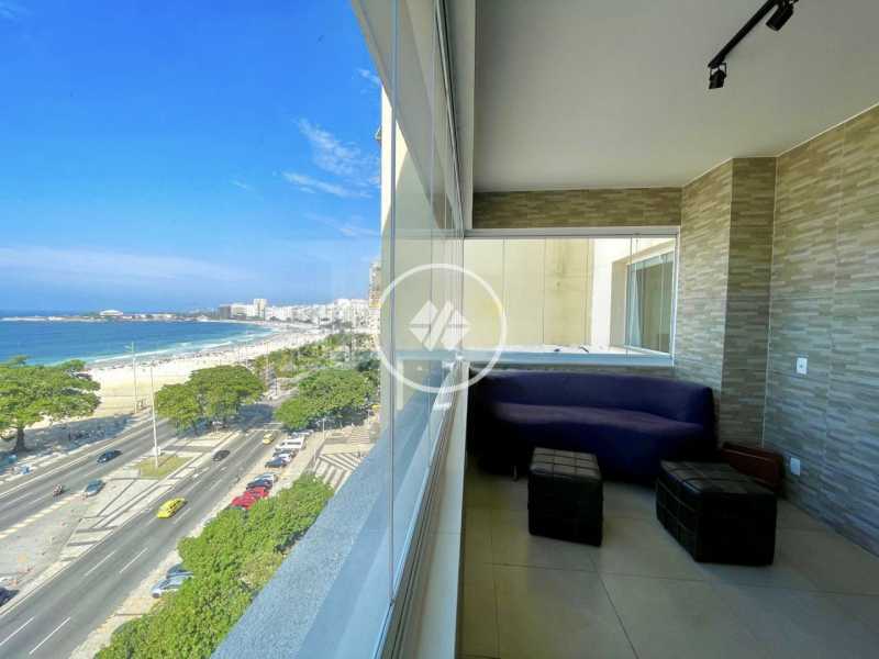 Apartamento, 3 quartos, 244 m² - Foto 1