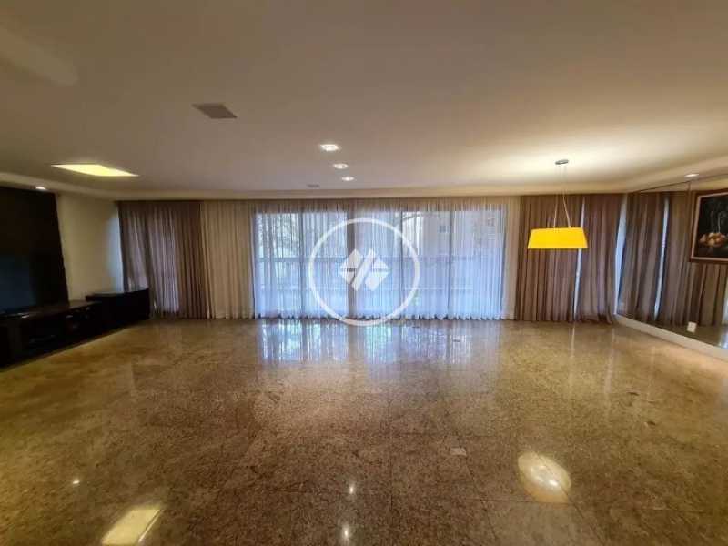Apartamento, 3 quartos, 216 m² - Foto 1