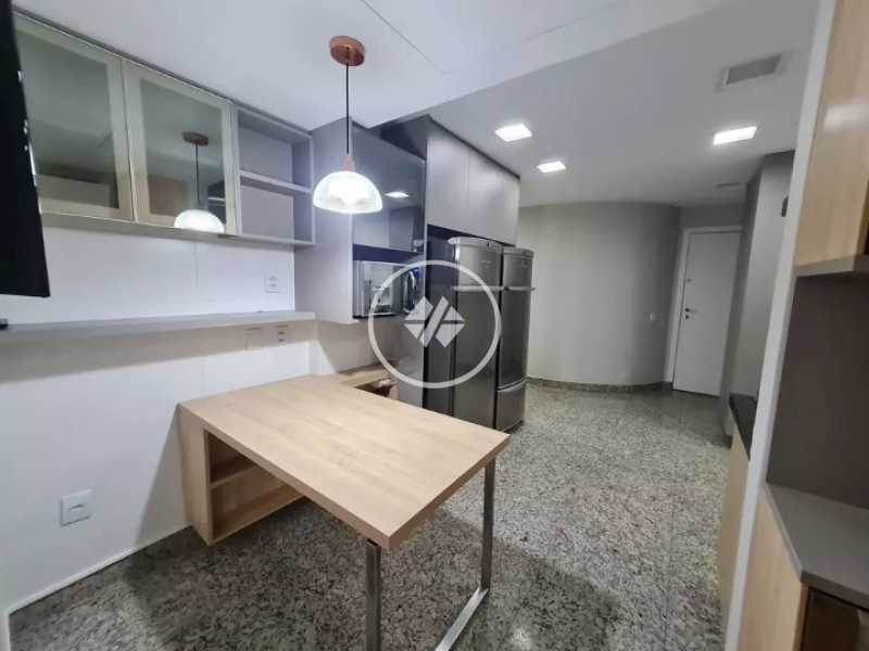 Apartamento, 3 quartos, 216 m² - Foto 9