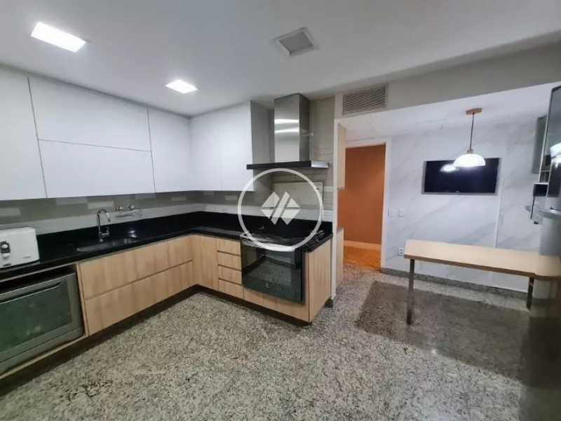 Apartamento, 3 quartos, 216 m² - Foto 10