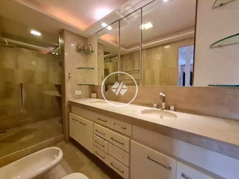 Apartamento, 3 quartos, 216 m² - Foto 22