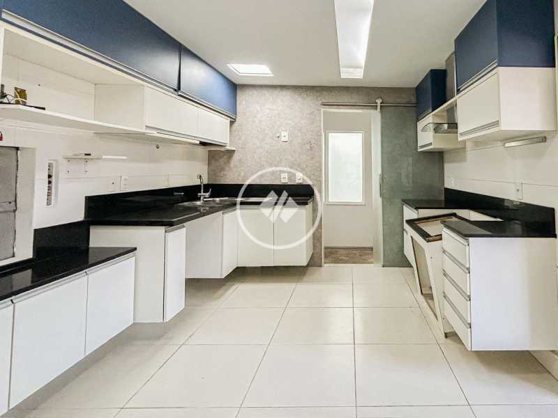 Cobertura, 3 quartos, 250 m² - Foto 28