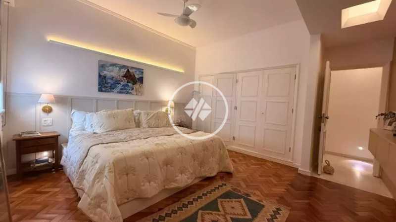 Apartamento, 3 quartos, 240 m² - Foto 10