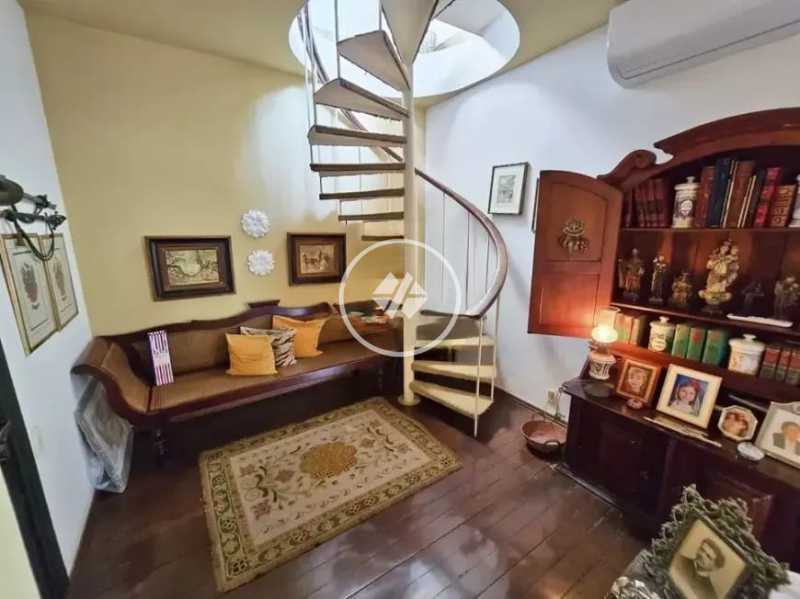 Cobertura, 2 quartos, 248 m² - Foto 9