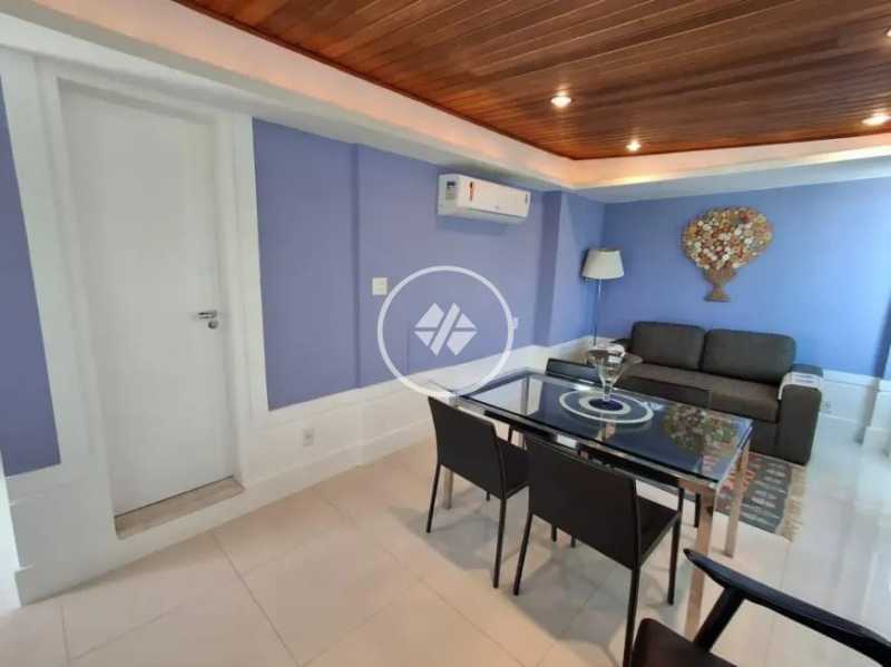 Cobertura, 3 quartos, 219 m² - Foto 6