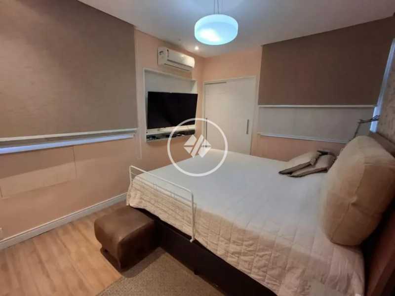 Cobertura, 3 quartos, 219 m² - Foto 15