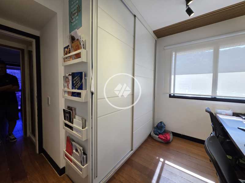 Cobertura, 3 quartos, 222 m² - Foto 11