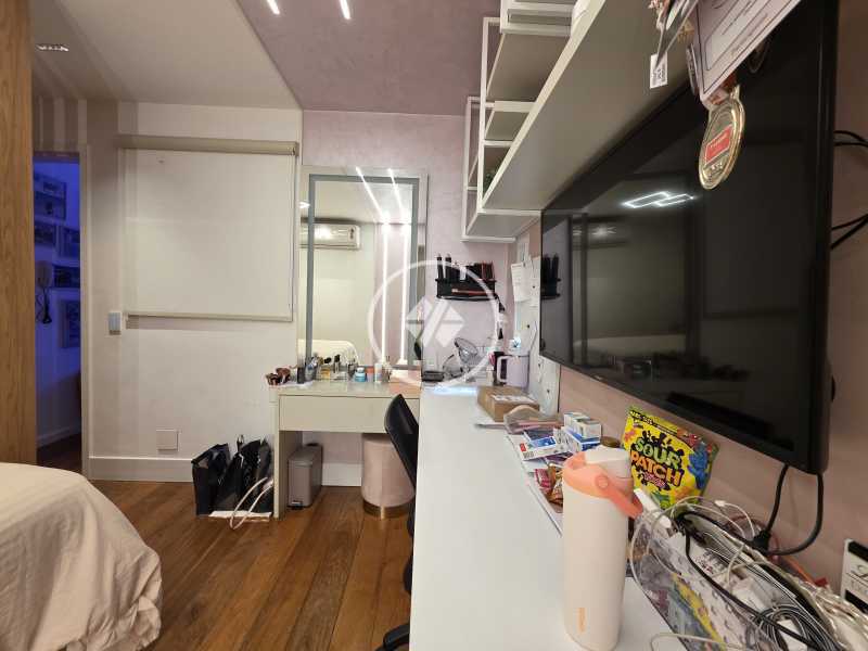 Cobertura, 3 quartos, 222 m² - Foto 19