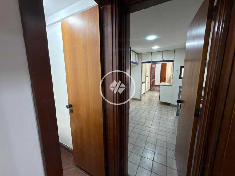Apartamento, 3 quartos, 151 m² - Foto 10