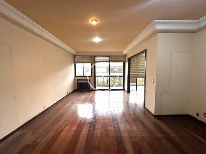Apartamento, 3 quartos, 166 m² - Foto 2