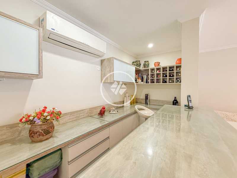 Cobertura, 3 quartos, 184 m² - Foto 6