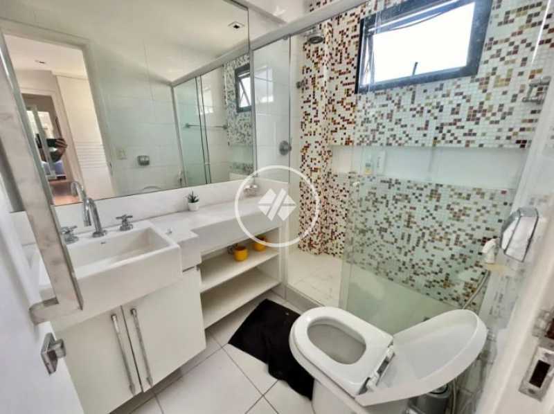 Cobertura, 3 quartos, 247 m² - Foto 11