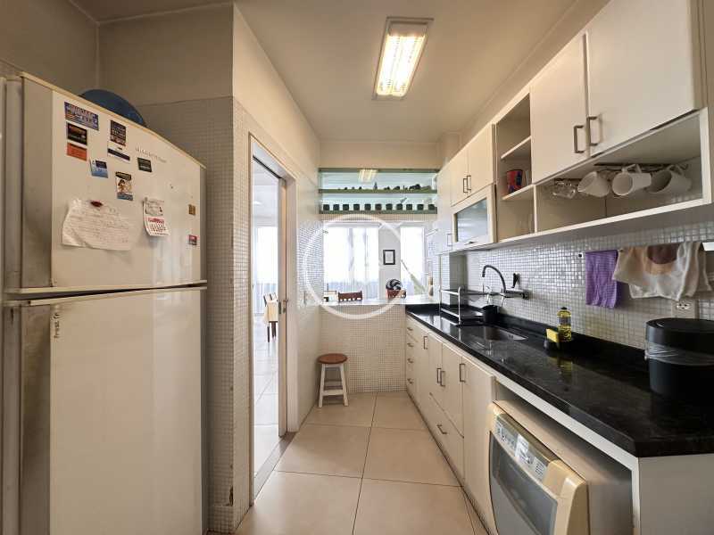 Apartamento, 3 quartos, 140 m² - Foto 11