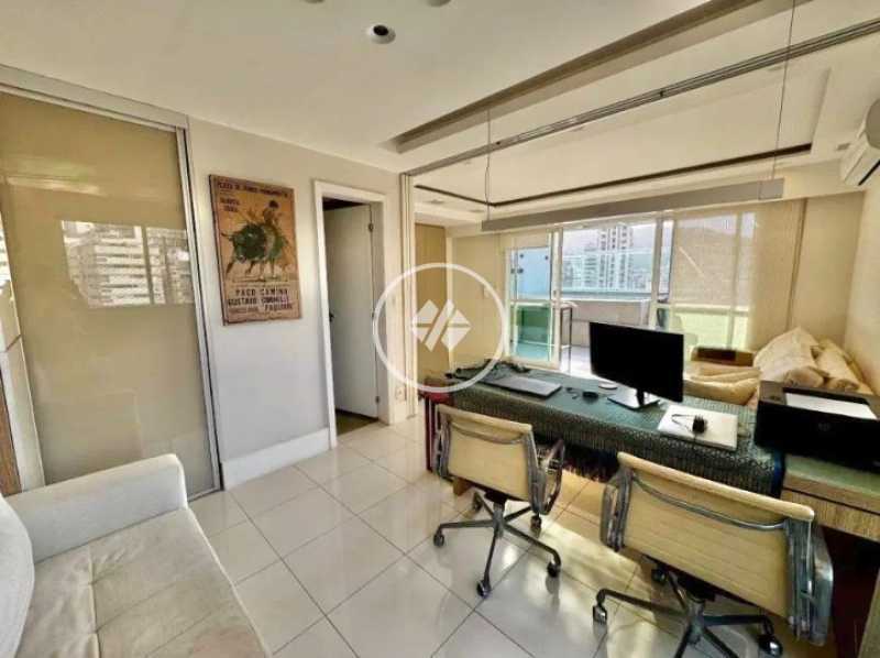 Cobertura, 3 quartos, 174 m² - Foto 4