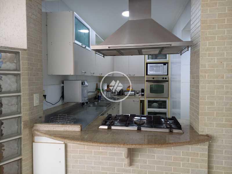 Apartamento, 3 quartos, 195 m² - Foto 2