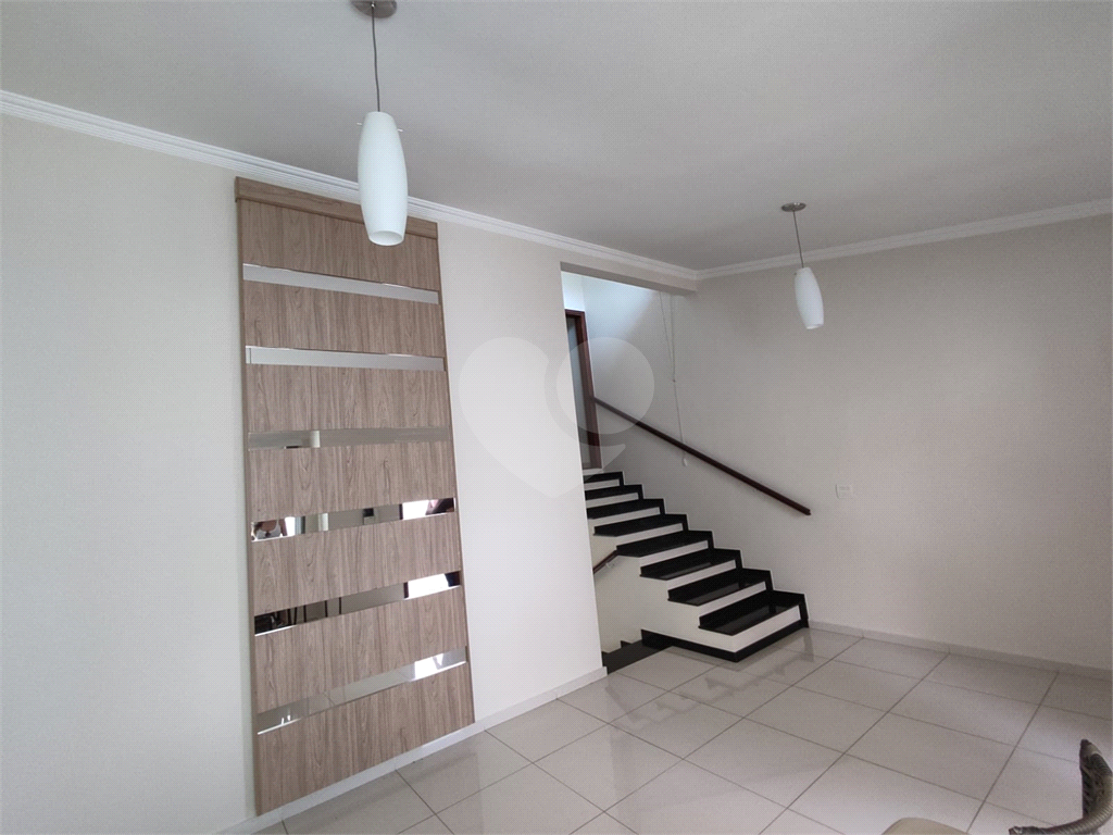 Casa, 3 quartos, 273 m² - Foto 2