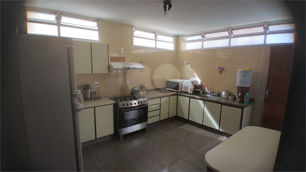 Casa, 3 quartos, 240 m² - Foto 18