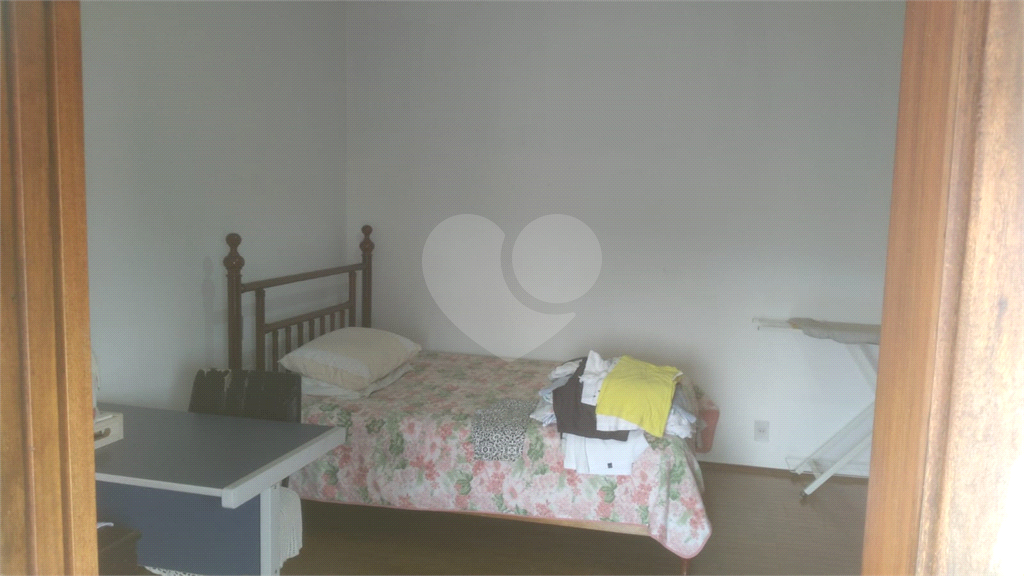 Casa, 3 quartos, 240 m² - Foto 8