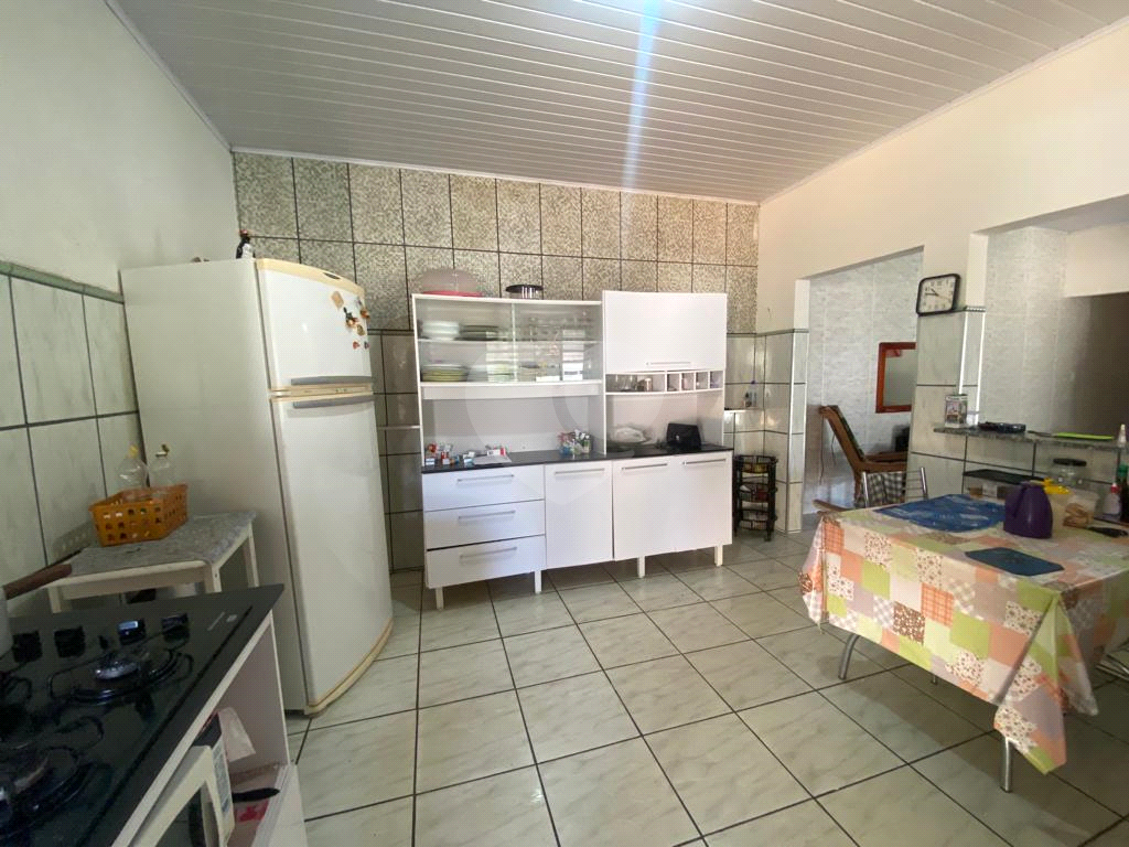 Chácara, 2 quartos, 1021 m² - Foto 5