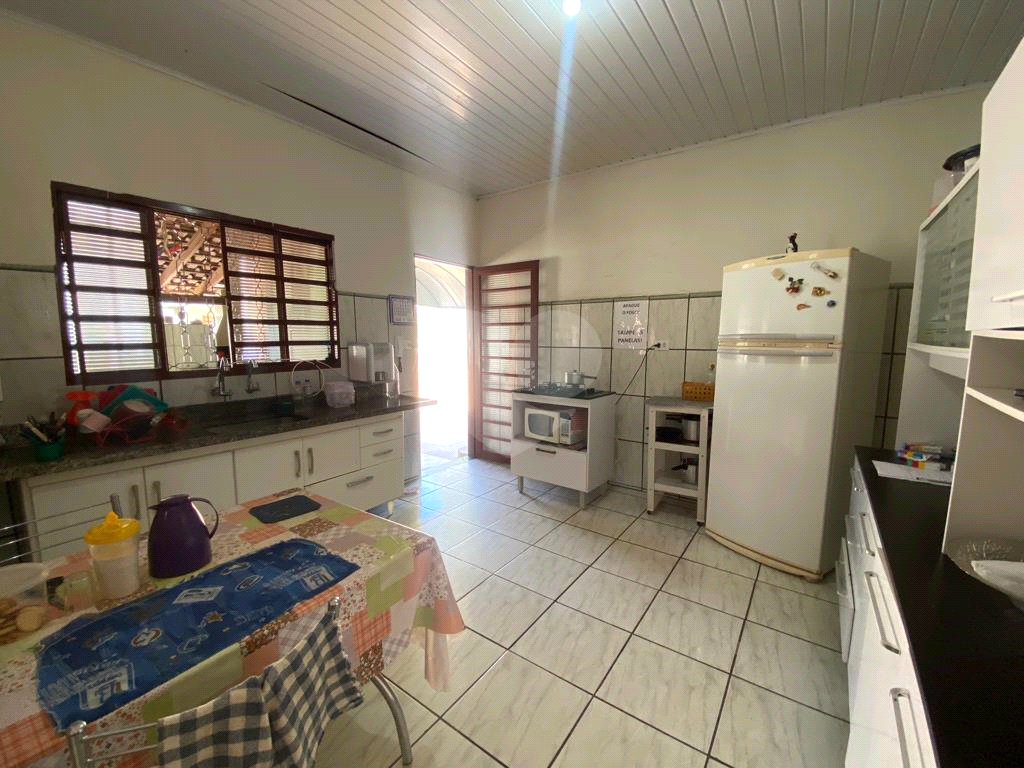 Chácara, 2 quartos, 1021 m² - Foto 6